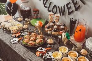 6 Must-Have Essentials for Unforgettable Halloween Hosting