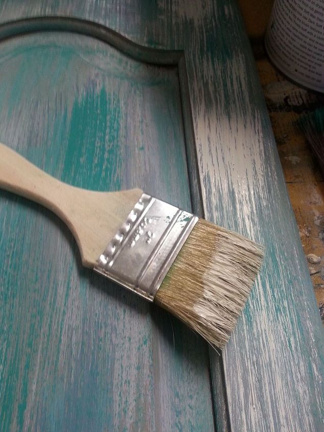 no sanding layered look using chalk paintby annie sloan