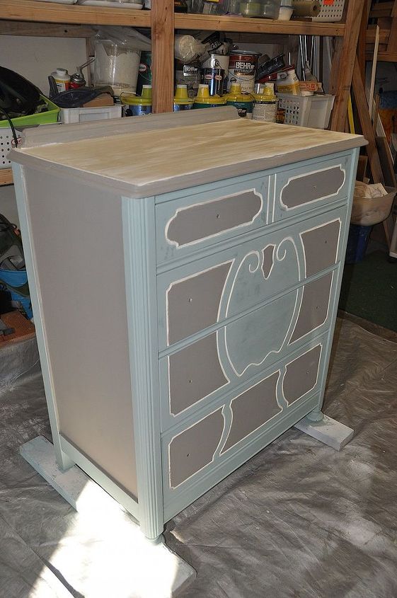 quirky to quaint little dresser, chalk paint, painted furniture, All ready for waxing