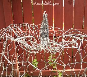 chicken wire pumpkins, crafts, repurposing upcycling, seasonal holiday decor, Secure ends with craft wire