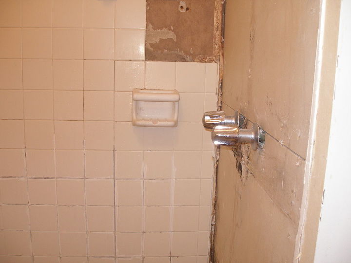shower renovation, bathroom ideas, tiling, In a 30 year old house they used 2 layers of dry wall The tile was set on the 2nd sheet so that it looked raised and not flat to the shower wall
