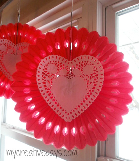 easy valentine decoration, christmas decorations, seasonal holiday d cor, valentines day ideas, Easy and Inexpensive Valentine Decoration