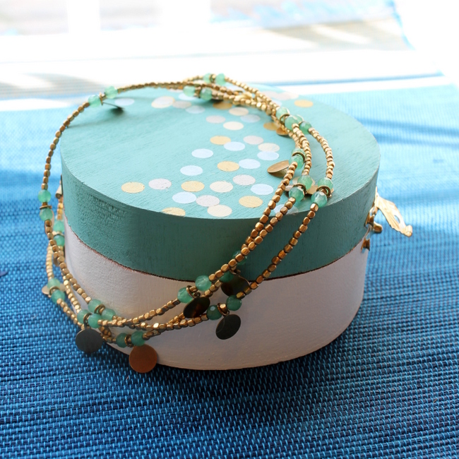 caixa de joias com bolinhas de confete metlico pintado