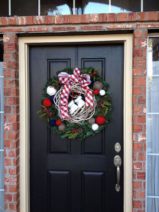 christmas wreath, christmas decorations, seasonal holiday decor, wreaths