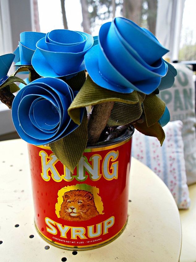 brillant blue paper flowers, crafts