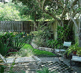 shade garden 2 east garden, gardening, Planted a living rug of dwarf mondo between the chairs and lounge