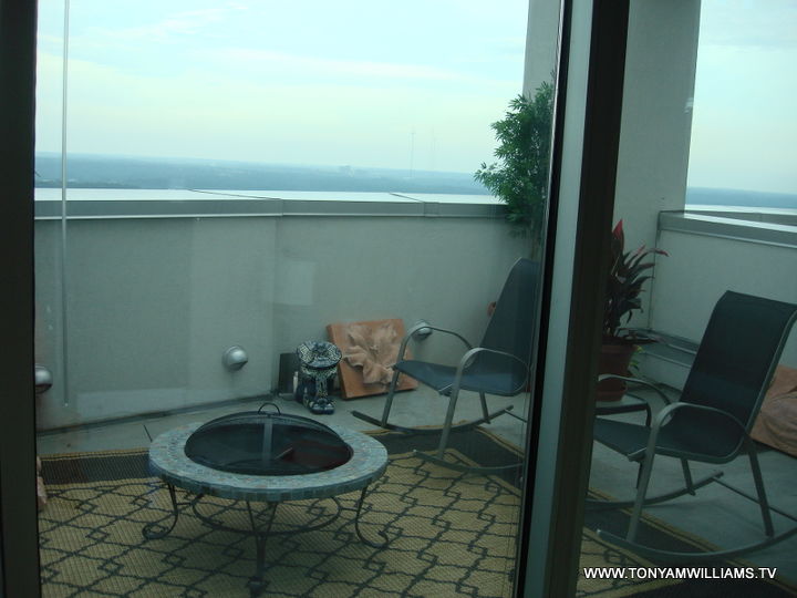 does anyone live in a high rise a condo with a small patio how have you enhanced, decks, outdoor furniture, outdoor living, painted furniture, patio, urban living, Beginning to give the deck some color and life