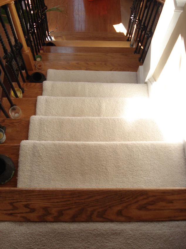 hardwood stairs, home decor, stairs, Second set of stairs carpet