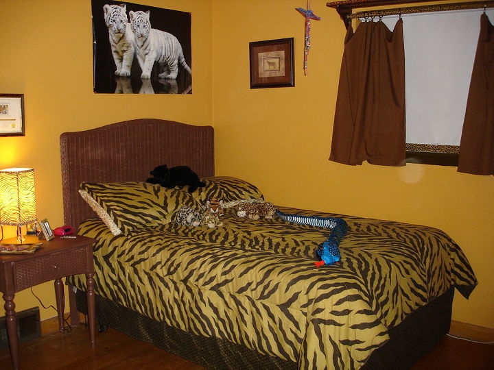 erins room makeover she s 10 and has always loved animals, bedroom ideas, home decor, Big Cat Country