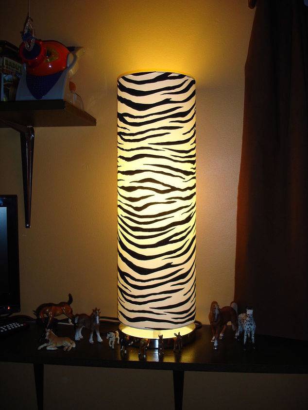 erins room makeover she s 10 and has always loved animals, bedroom ideas, home decor, Zebra print barrell lamp