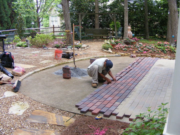 Can You Tile Over Concrete Outside Photos