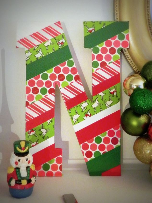 duck tape noel decoration, christmas decorations, crafts, seasonal holiday decor, wreaths, I created fun patterned stripes using holiday duck tape