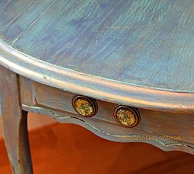 boring side table painted in gorgeous sea glass blue table, painted furniture, CeCe Caldwells El Dorado Gold Metallic wax adds gorgeous details to the edges and random areas of the table giving a rich expensive look So easy to apply