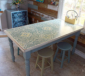 Dumpster Table Gets a Stencil and Chalk Paint Makeover