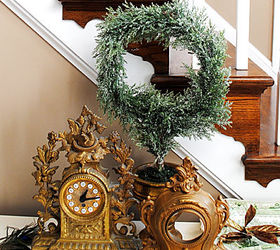 holiday tour our foyer, seasonal holiday d cor, A little collection of gold accessories some old some new