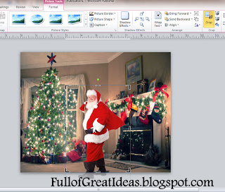 capture a photo of santa in front of your tree for free, christmas decorations, seasonal holiday decor, Example of detailed instructions on how to create this yourself