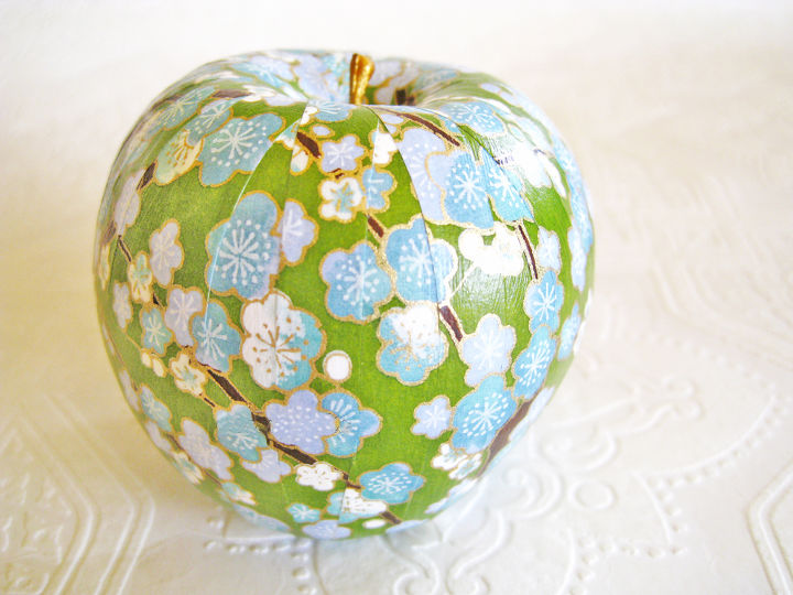 holiday decoration with decoupaged pumpkins and apples, crafts, decoupage