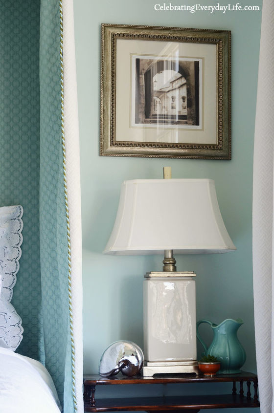 my turquoise and white bedroom, bedroom ideas, home decor, Bedside table in my Turquoise and White Bedroom