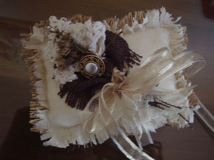 diy wedding, crafts, a little ring bearers pillow that I made