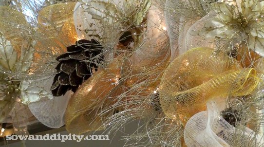 holiday decorating tutorial, christmas decorations, crafts, seasonal holiday decor, wreaths, White and gold classic