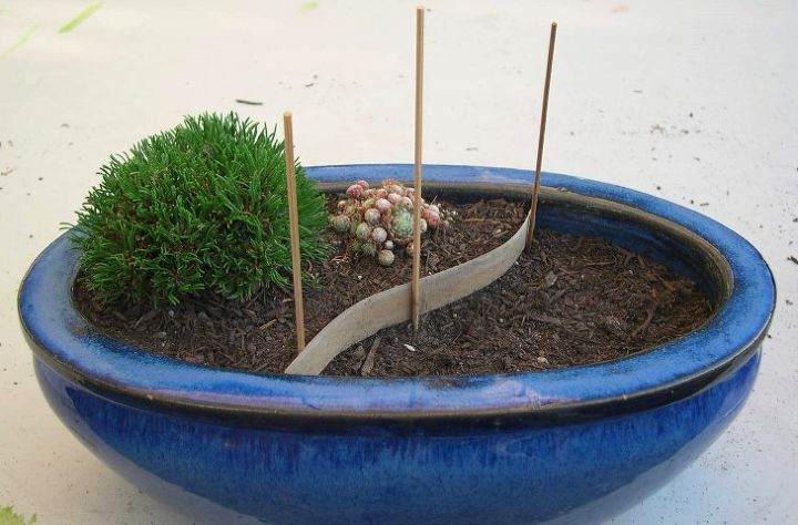 crie seu prprio ptio de jardim em miniatura, Fazer seu jardim em miniatura o mesmo que fazer um jardim maior mas menor