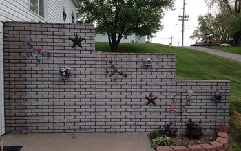 Plain ugly foundation retaining wall