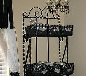 my craft room, craft rooms, home decor, Dollar Store baskets Handles are made from wide striped ribbon
