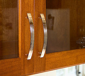 a galley kitchen makeover, home decor, kitchen backsplash, kitchen design, They had great taste in the finishing details These cabinet pulls by Hickory were a perfect finish to the alder Shaker style cabinets