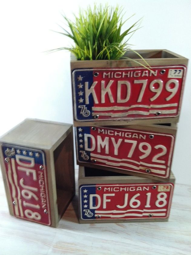 re purposed license plate planter boxes, repurposing upcycling