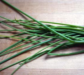 the 16 best healthy edible plants to grow indoors, gardening, Chives are filled with antioxidants vitamins A and C and phytochemicals which have antioxidant like benefits