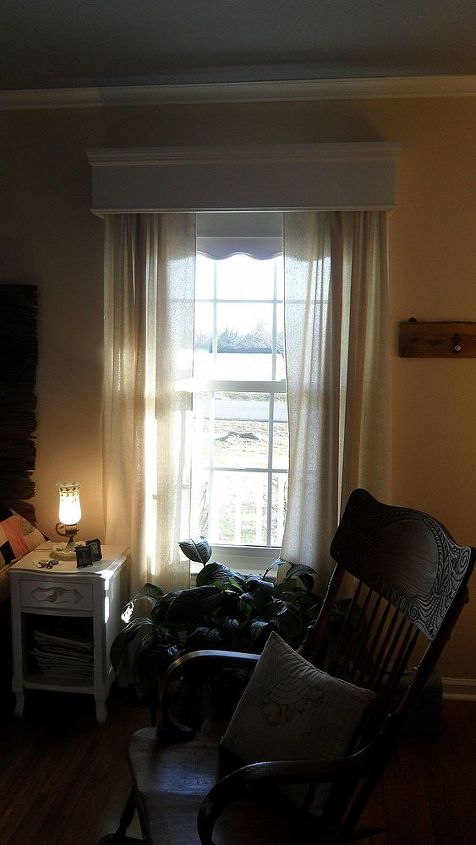 my new old stuff guest bedroom, bedroom ideas, home decor, repurposing upcycling, Valance