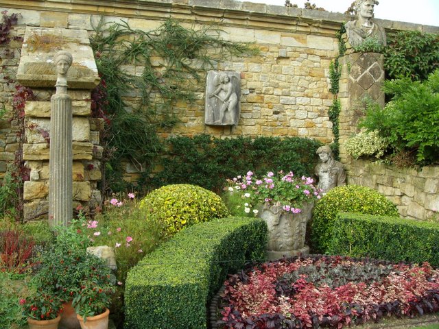 what do you know about italian gardens, gardening