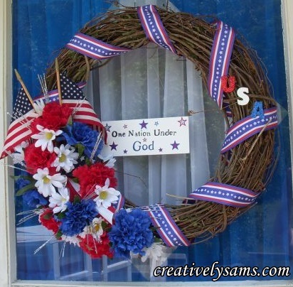 patriotic wreath tutorial, crafts, patriotic decor ideas, seasonal holiday decor, wreaths, Finished wreath For instructions for the sign in the center the glitter letters please see my webpage
