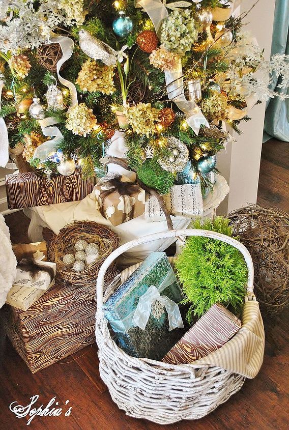 garden inspired christmas tree, living room ideas, seasonal holiday decor