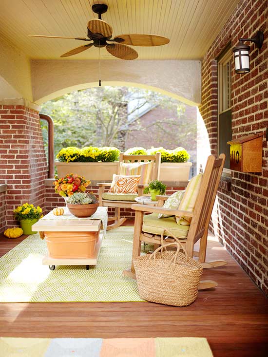 summer porch inspiration, outdoor living, Source BHG