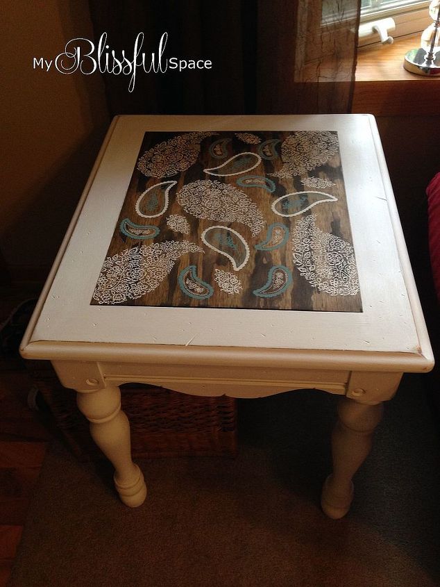 end table makeover with ascp and stencils, painted furniture
