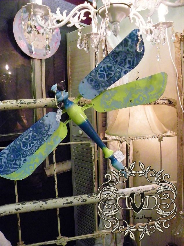 last years dragonflies, crafts, By taking an old table leg and salvaged ceiling fan blades You can make these little darlings for the yard
