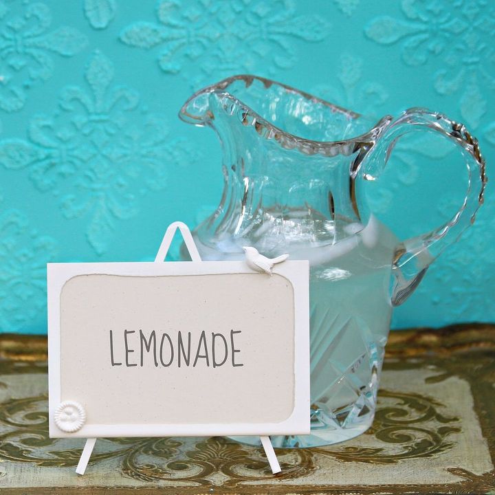 diy easel place card holders, crafts