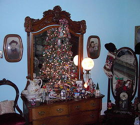 i love decorating our 1895 queen anne victorian for christmas with 12 trees, christmas decorations, seasonal holiday decor, wreaths, Guest bedroom tree