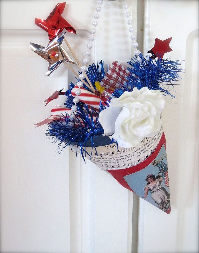 fourth of july fun, patriotic decor ideas, seasonal holiday d cor, Festive Fourth candy Cones