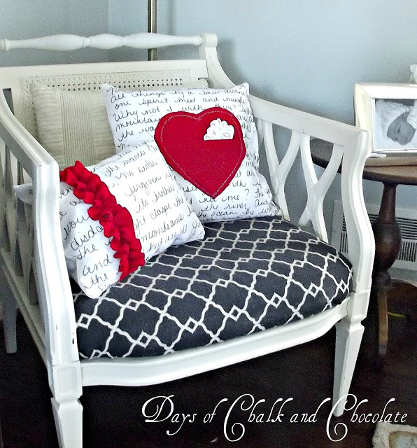 love note pillows, crafts, seasonal holiday decor