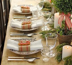 here are 24 inpsiring rustic holiday table settings ho ho ho spread the cheer, christmas decorations, crafts, seasonal holiday decor, Easy DIY Holiday Decor ideas for this table setting