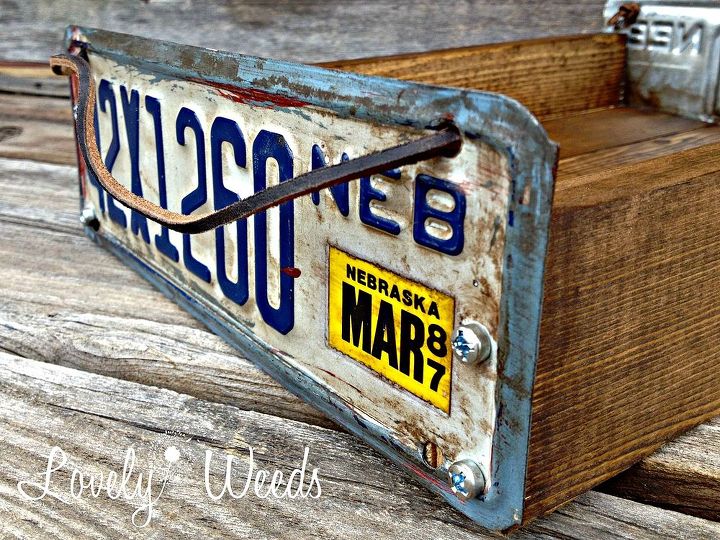 repurposed license plate tray, crafts, repurposing upcycling