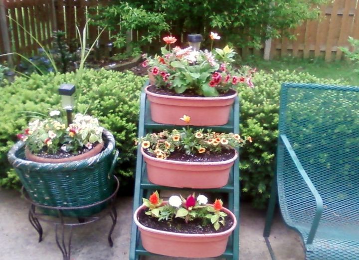 this is an old library cart that i made into a plant stand just re painted it, gardening, painted furniture, Perfect for these types of planters
