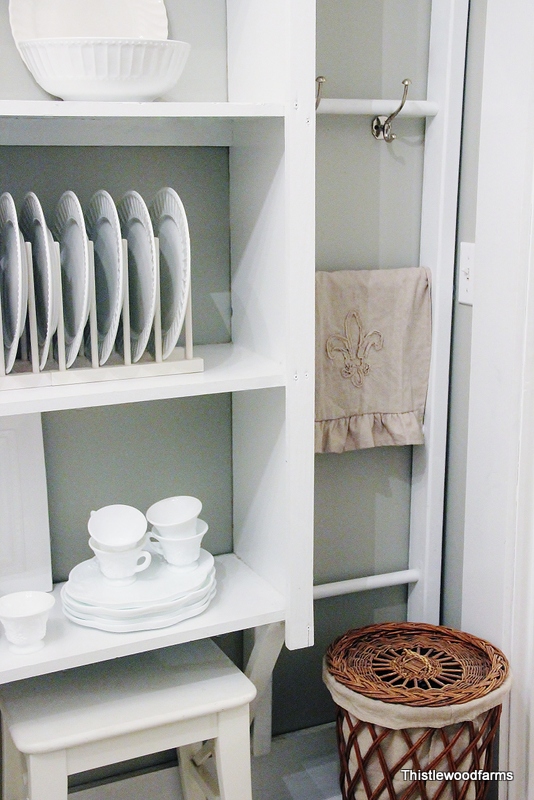 simple plate rack, painting, shelving ideas, They are completely customizable to your space