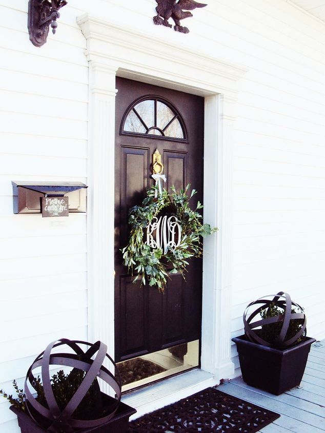 monogram wreath, doors, home decor, wreaths