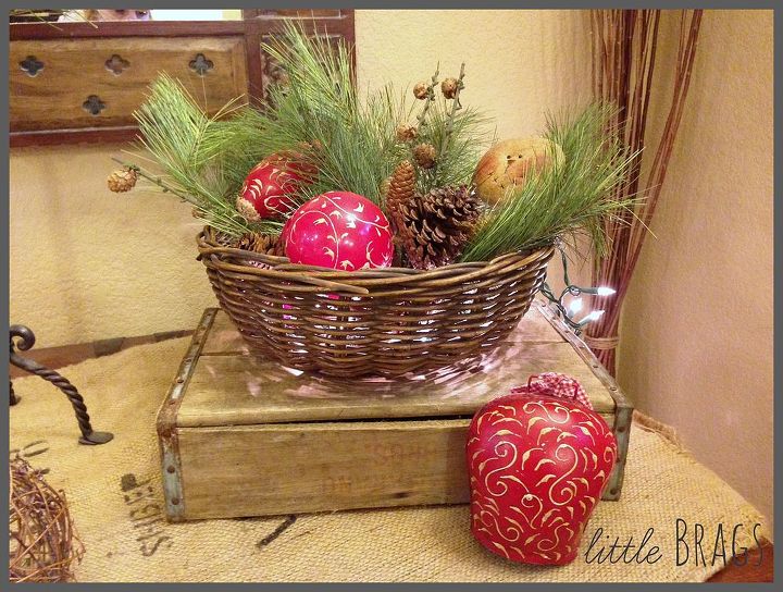 a little christmas in the entry, christmas decorations, foyer, seasonal holiday decor