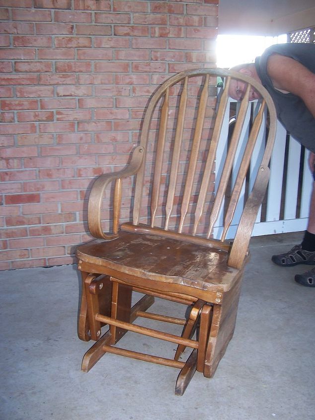 rocking chair repair and refinish, painted furniture, shabby chic, Poor little rocker Someone said I should have left it in the dumpster