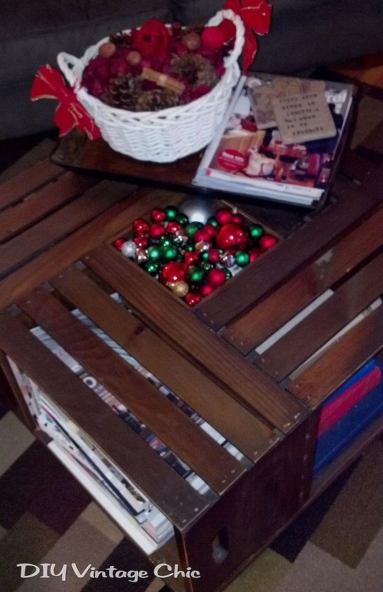 updated christmas coffee table, christmas decorations, painted furniture, seasonal holiday decor