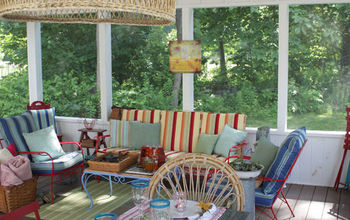 Finding Home's Screened Porch